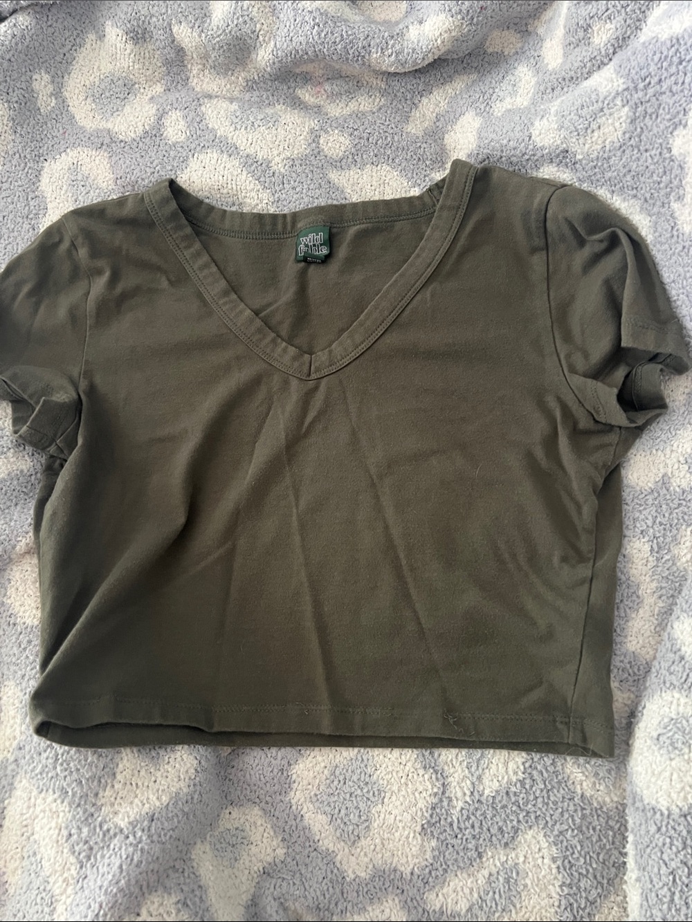 Wild Fable Olive V-Neck Cropped Tee